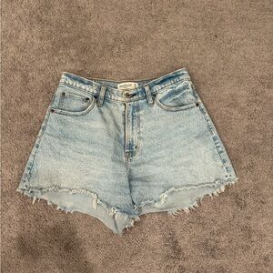 Abercrombie & Fitch 90s relaxed cutoff shorts - high rise - curve love